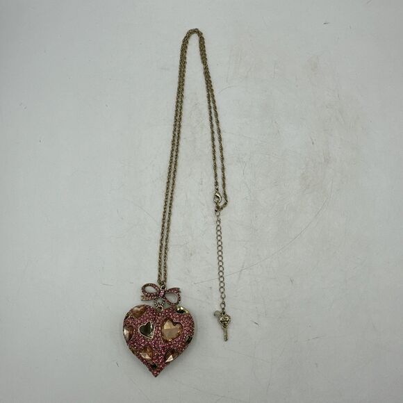 Betsey Johnson Heart Necklace Pink Rhinestones Pinkalicious Collection Gold Tone - Picture 1 of 16